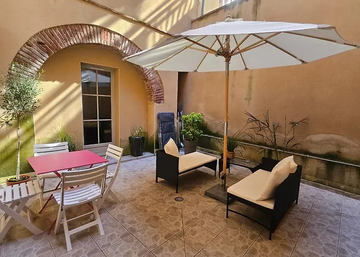 Le Patio St Etienne - Cite Episcopale - Parking Inclus